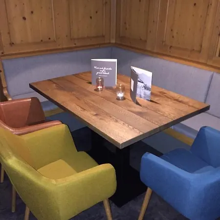 酒店 西霍夫酒店 3*